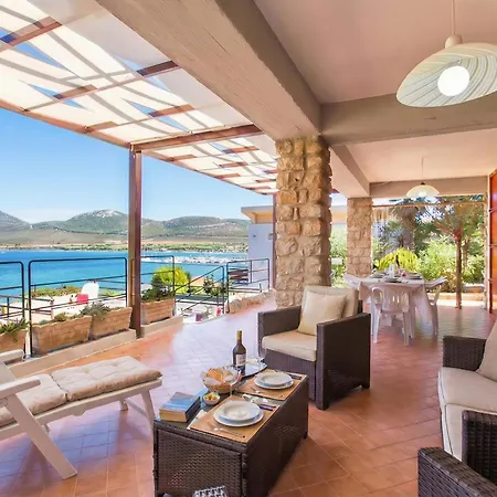 Clicksardegna Flavia With Seafront Terrace In The Porto Conte Nature Park *