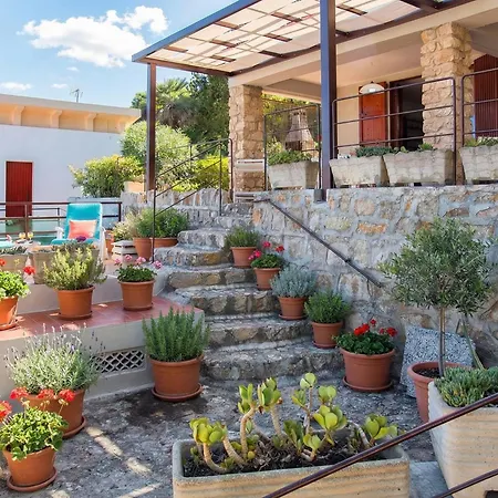 Сasa de vacaciones Clicksardegna Flavia With Seafront Terrace In The Porto Conte Nature Park Alguer
