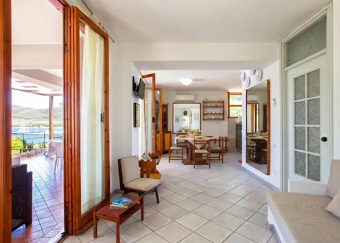 Clicksardegna Flavia With Seafront Terrace In The Porto Conte Nature Park Alguer