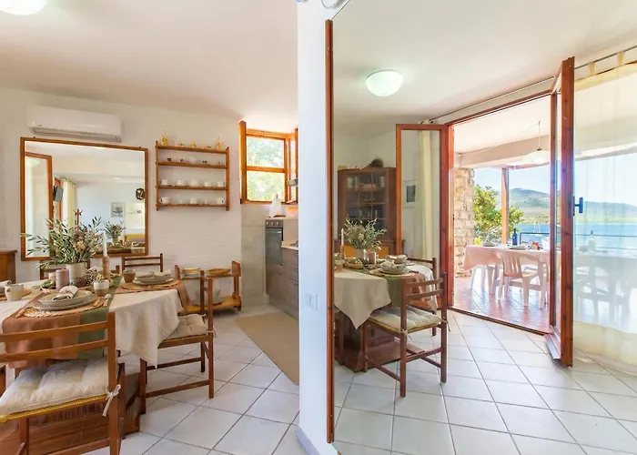 Clicksardegna Flavia With Seafront Terrace In The Porto Conte Nature Park Alghero
