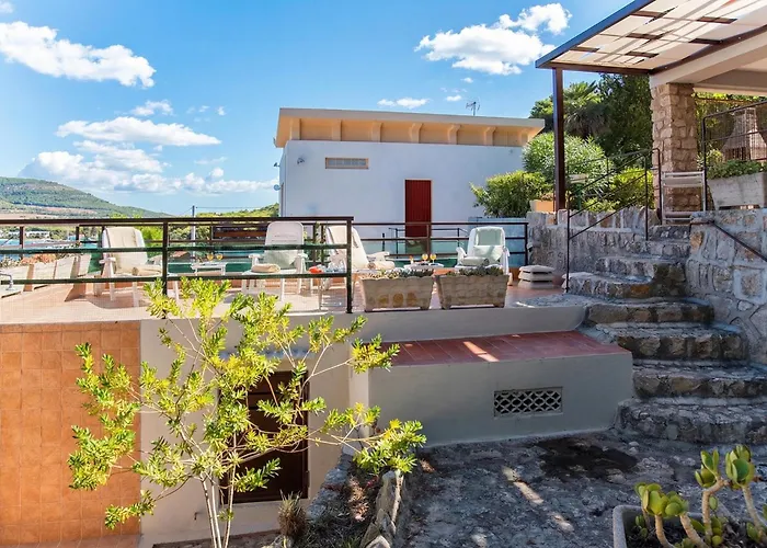 Feriehus Clicksardegna Flavia With Seafront Terrace In The Porto Conte Nature Park *