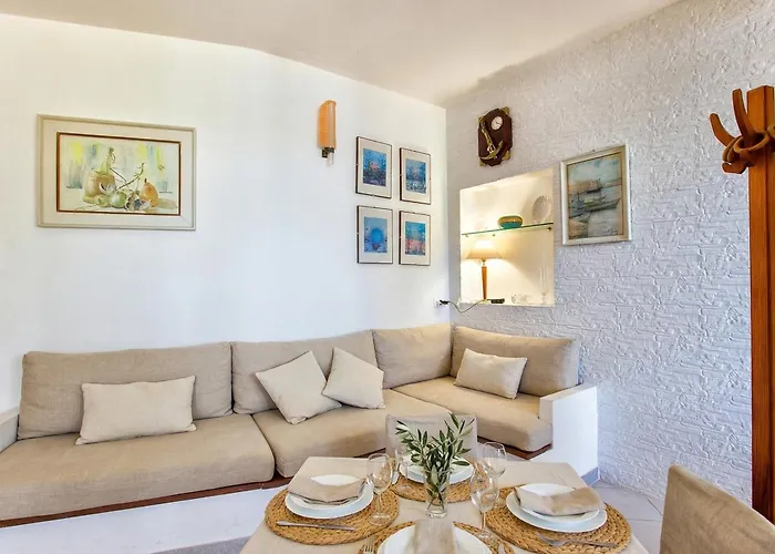 Feriehus Clicksardegna Flavia With Seafront Terrace In The Porto Conte Nature Park