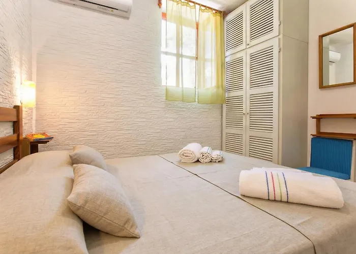 Feriehus Clicksardegna Flavia With Seafront Terrace In The Porto Conte Nature Park *
