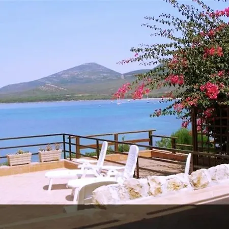 Σπίτι διακοπών Clicksardegna Flavia With Seafront Terrace In The Porto Conte Nature Park *