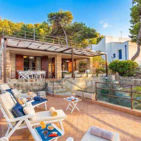 Clicksardegna Flavia With Seafront Terrace In The Porto Conte Nature Park * ألغيرو