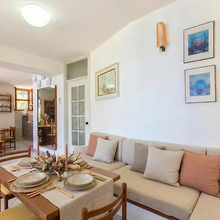 Сasa de vacaciones Clicksardegna Flavia With Seafront Terrace In The Porto Conte Nature Park
