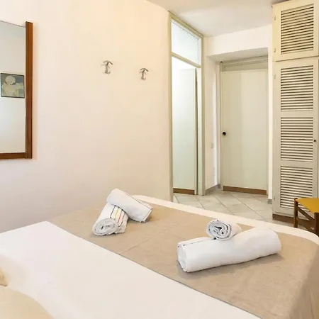 Feriehus Clicksardegna Flavia With Seafront Terrace In The Porto Conte Nature Park