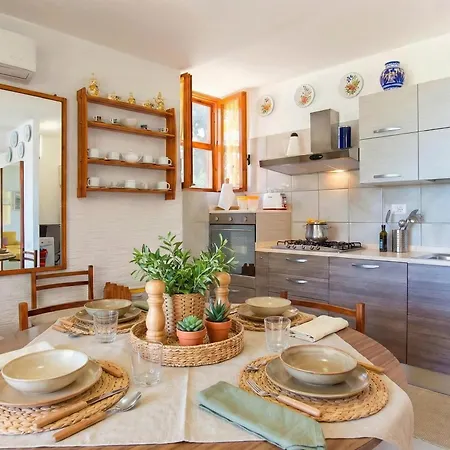 Clicksardegna Flavia With Seafront Terrace In The Porto Conte Nature Park *