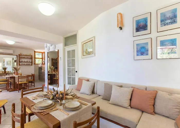 度假居 Clicksardegna Flavia With Seafront Terrace In The Porto Conte Nature Park